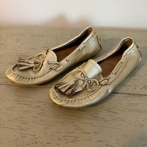 Coach 6.5 Nadia Gold Driving Loafer Slip On Moccasin Soft Leather Tassel